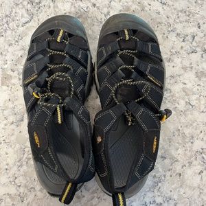 Keen hiking sandal